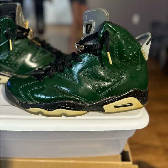 100% Authentic Used Air Jordan VI “Champagne” Sz. 10 - Picture 6 of 8